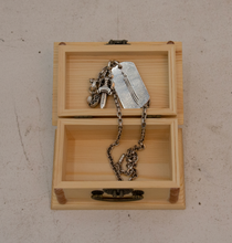 Load image into Gallery viewer, Pandect Wear Capsule VIII Wooden Jewelry Box
